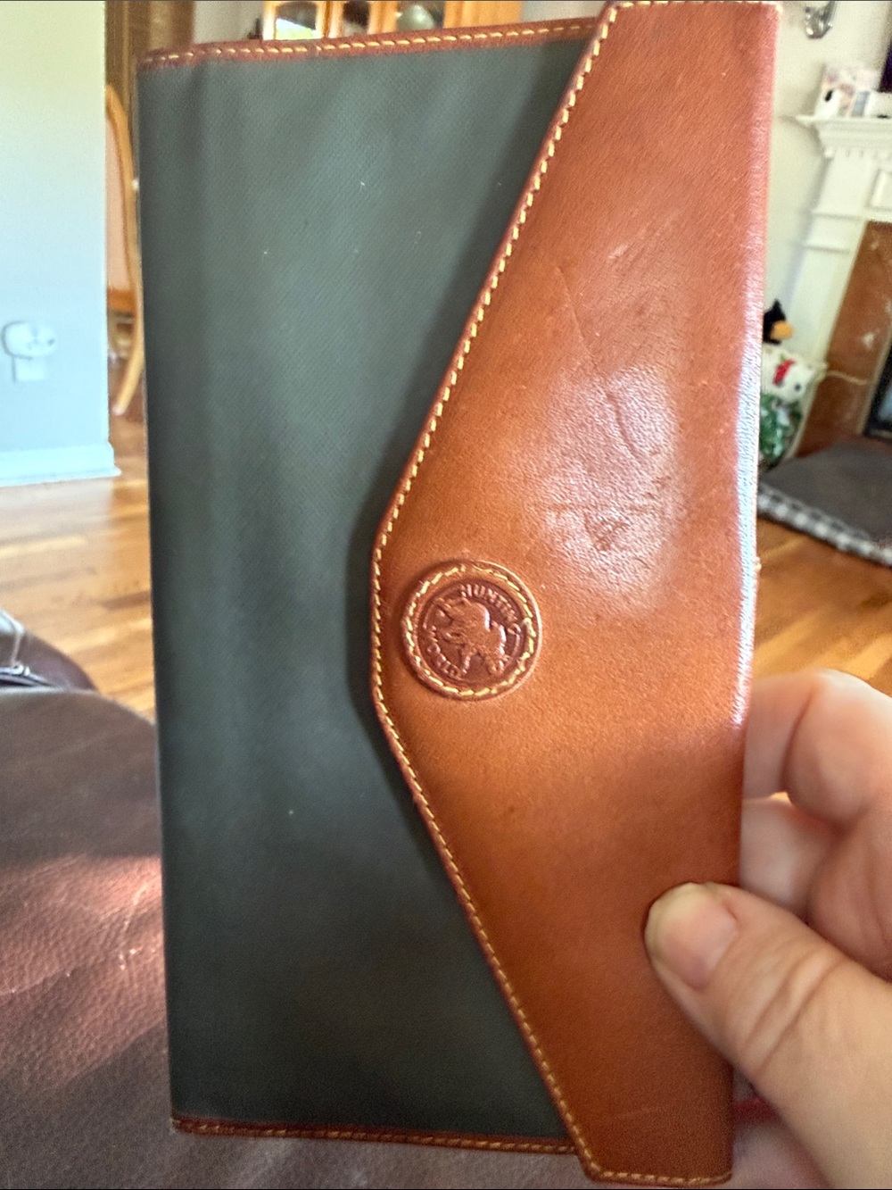 Hunting World Vintage envelope-style wallet